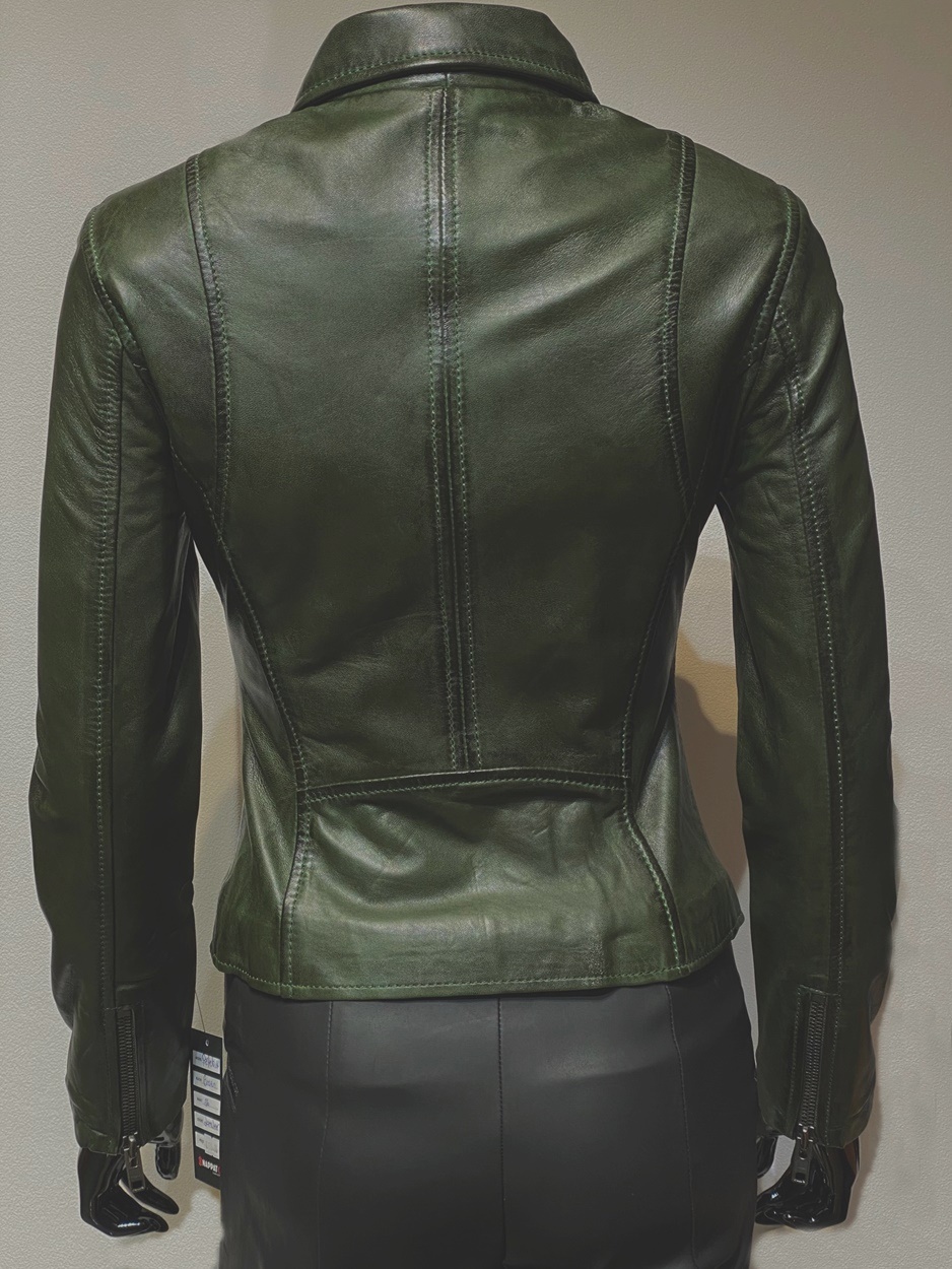 dienblad breed lexicon Perfecto in groen leren jas dames - Nappato Leather